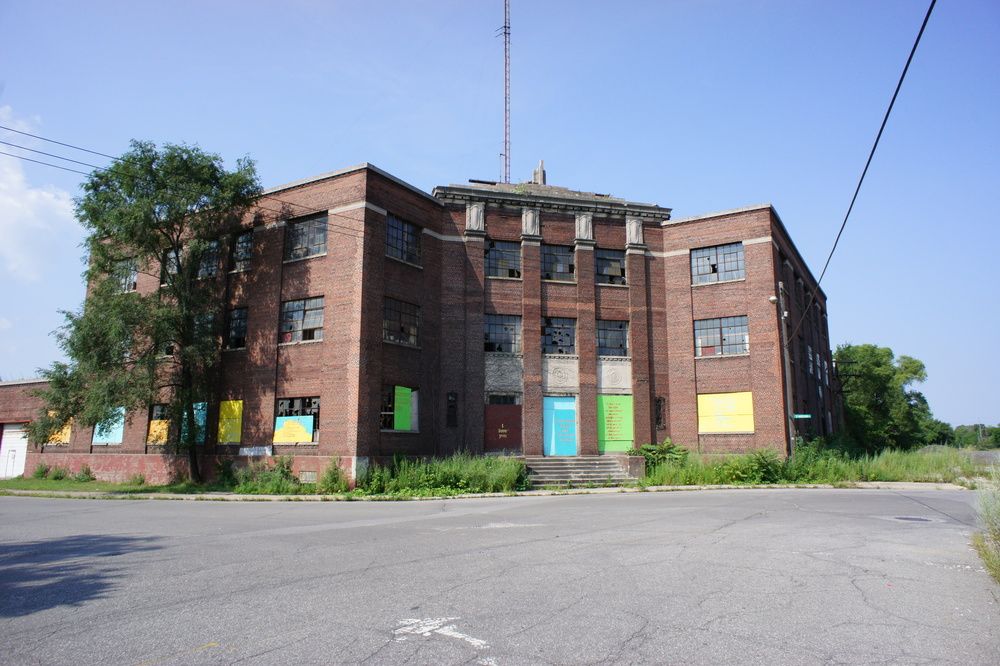 900 Madison Street , Gary, IN 46402